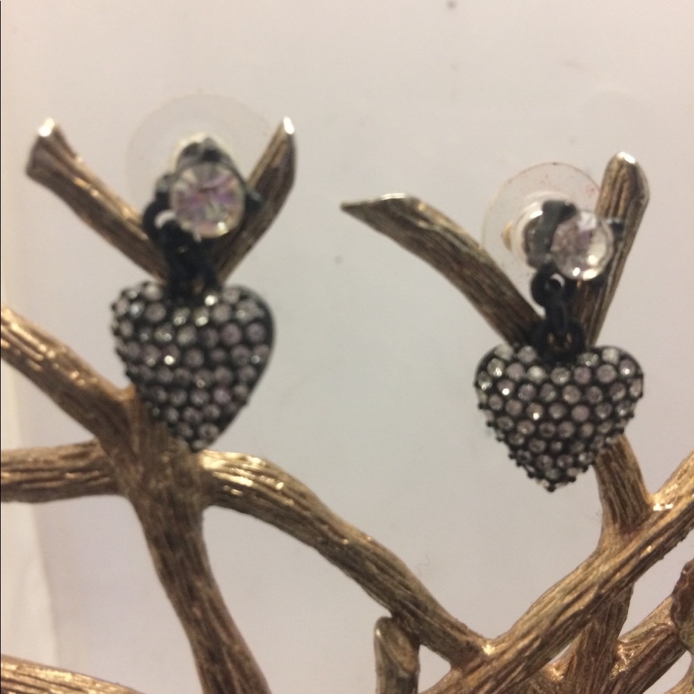 Betsey Johnson Black Heart Earrings